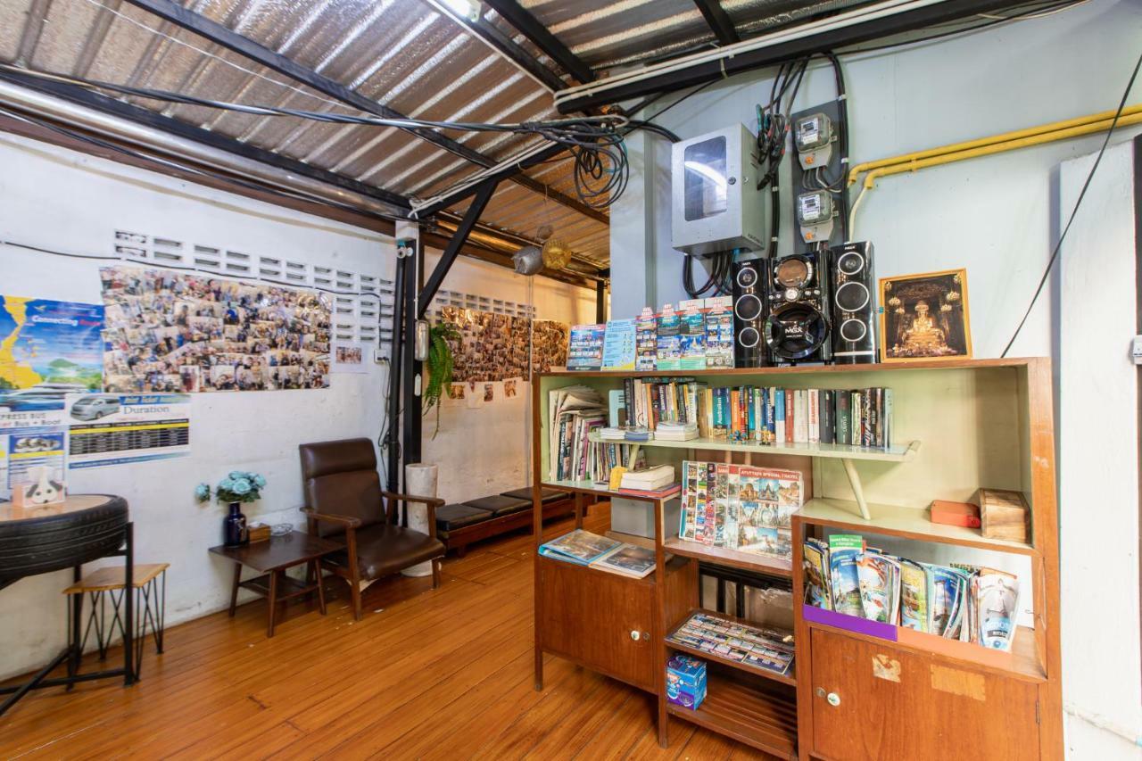 The Alley Hostel&Bistro Bangkok Kültér fotó